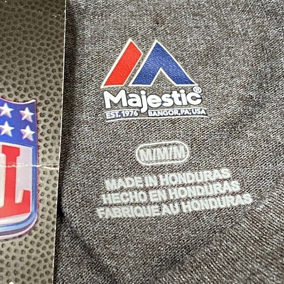 Seattle Seahawks Charcoal Graphic Tee NWT NFL Majestic Football Shirt Medium - Picture 3 of 5